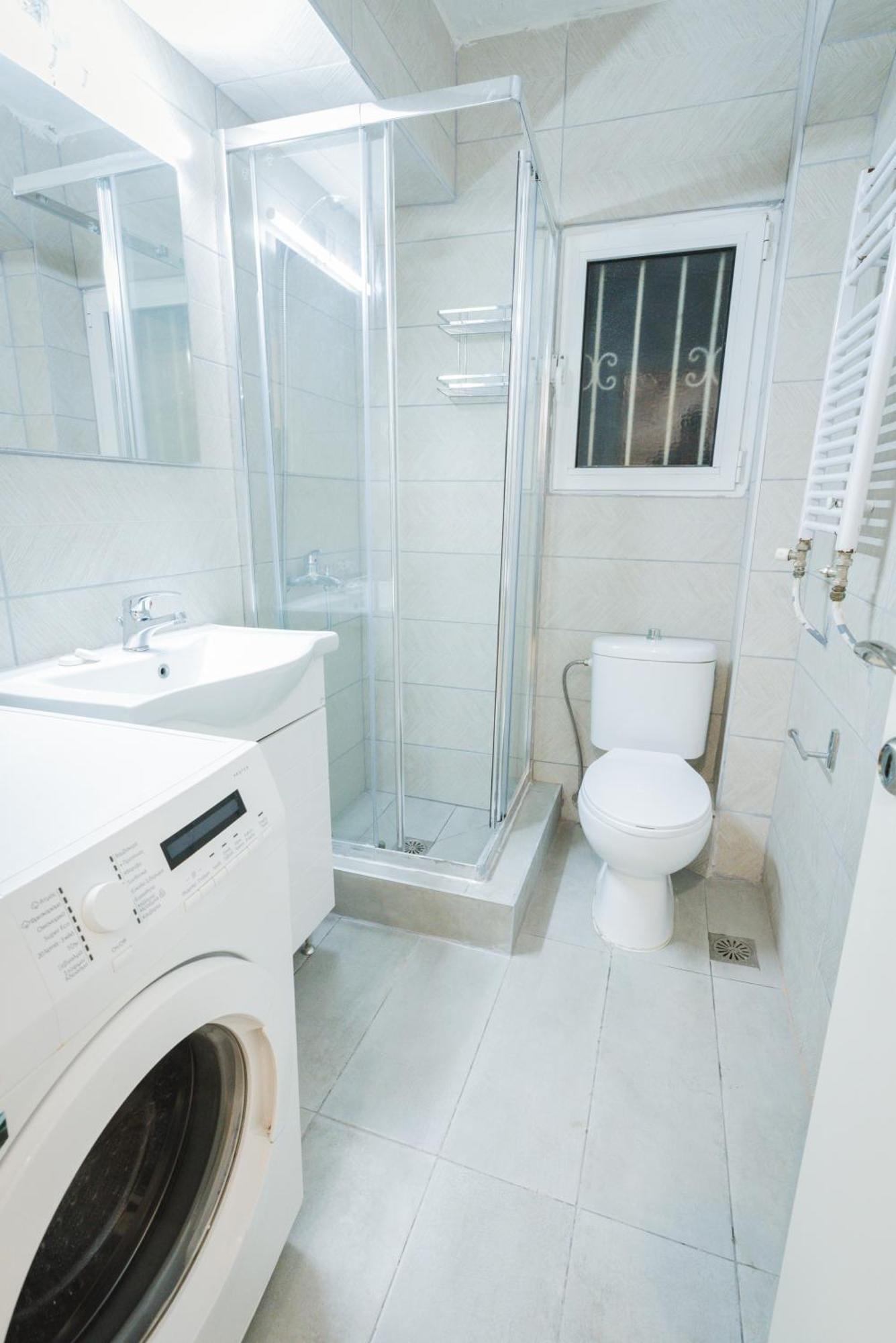 Stylish Apt W Jacuzzi, 5 Min To White Tower Thessaloniki Exterior photo